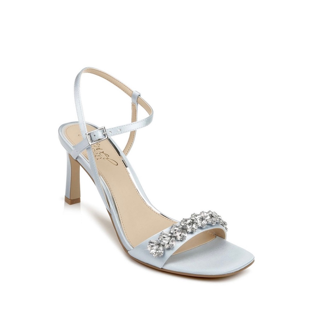 Badgley Mischka Size 8 Light Blue